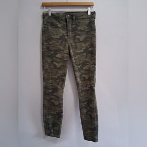GAP NWOT True Skinny High Rise Green Camo Camouflage Jeans Size 26 / 2